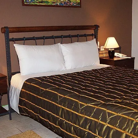 Odysseas Hotel 2*