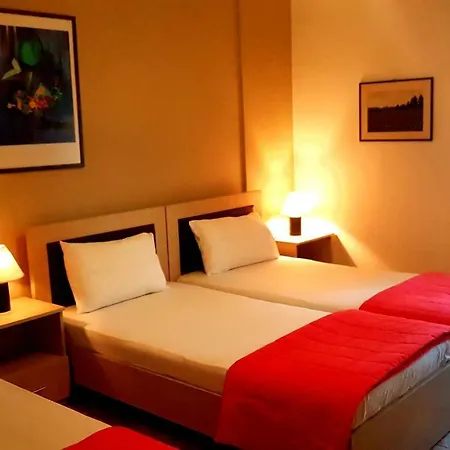 Odysseas Hotel 2*